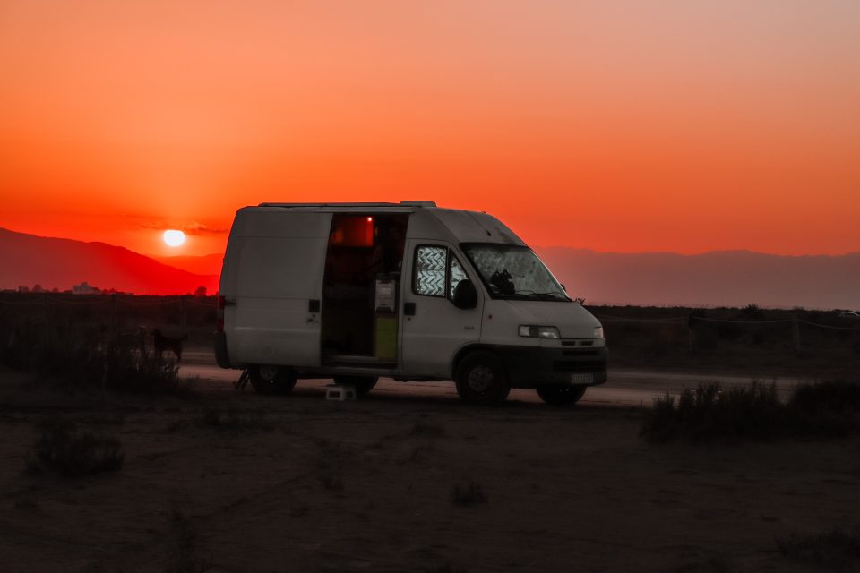 Joyería artesanal desde una furgoneta camper