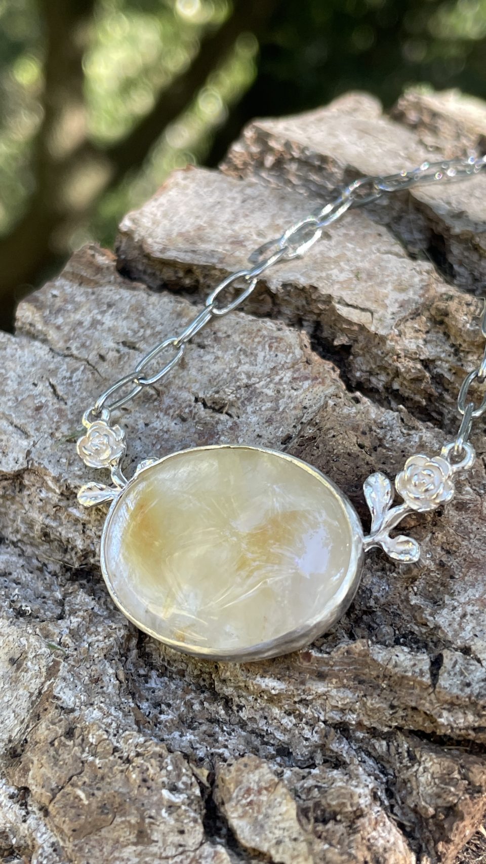 Collar de cuarzo rutilado en plata de ley