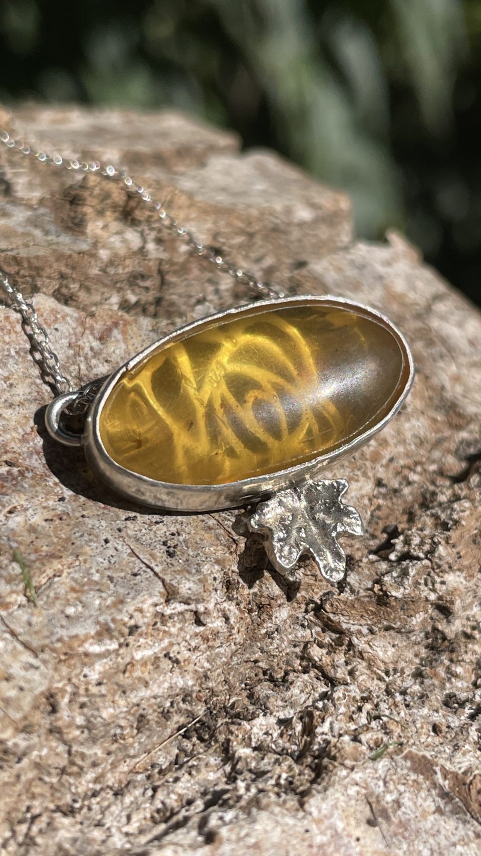 Collar de ambar en plata de ley