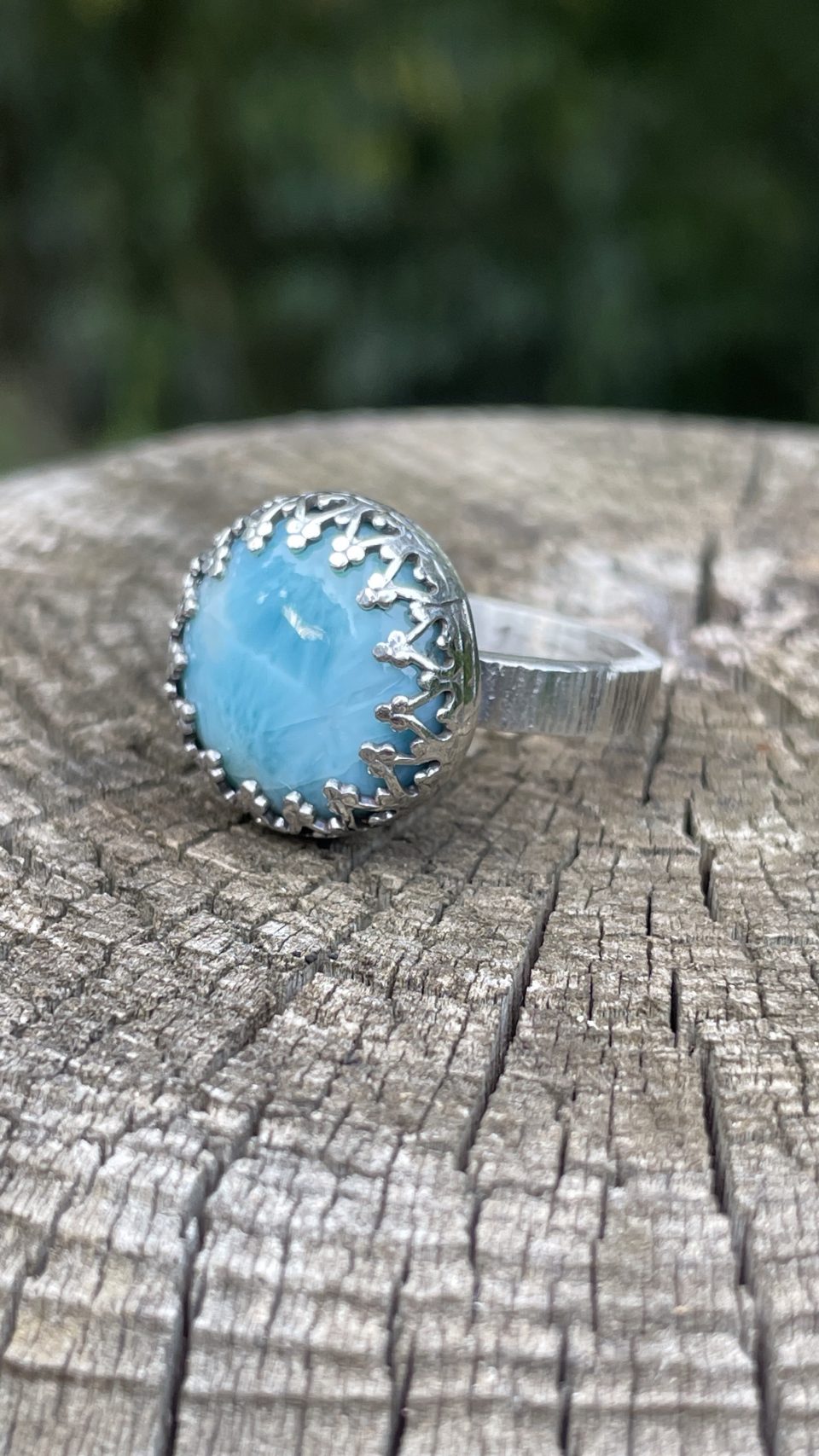 Anillo de plata con Larimar talla 17