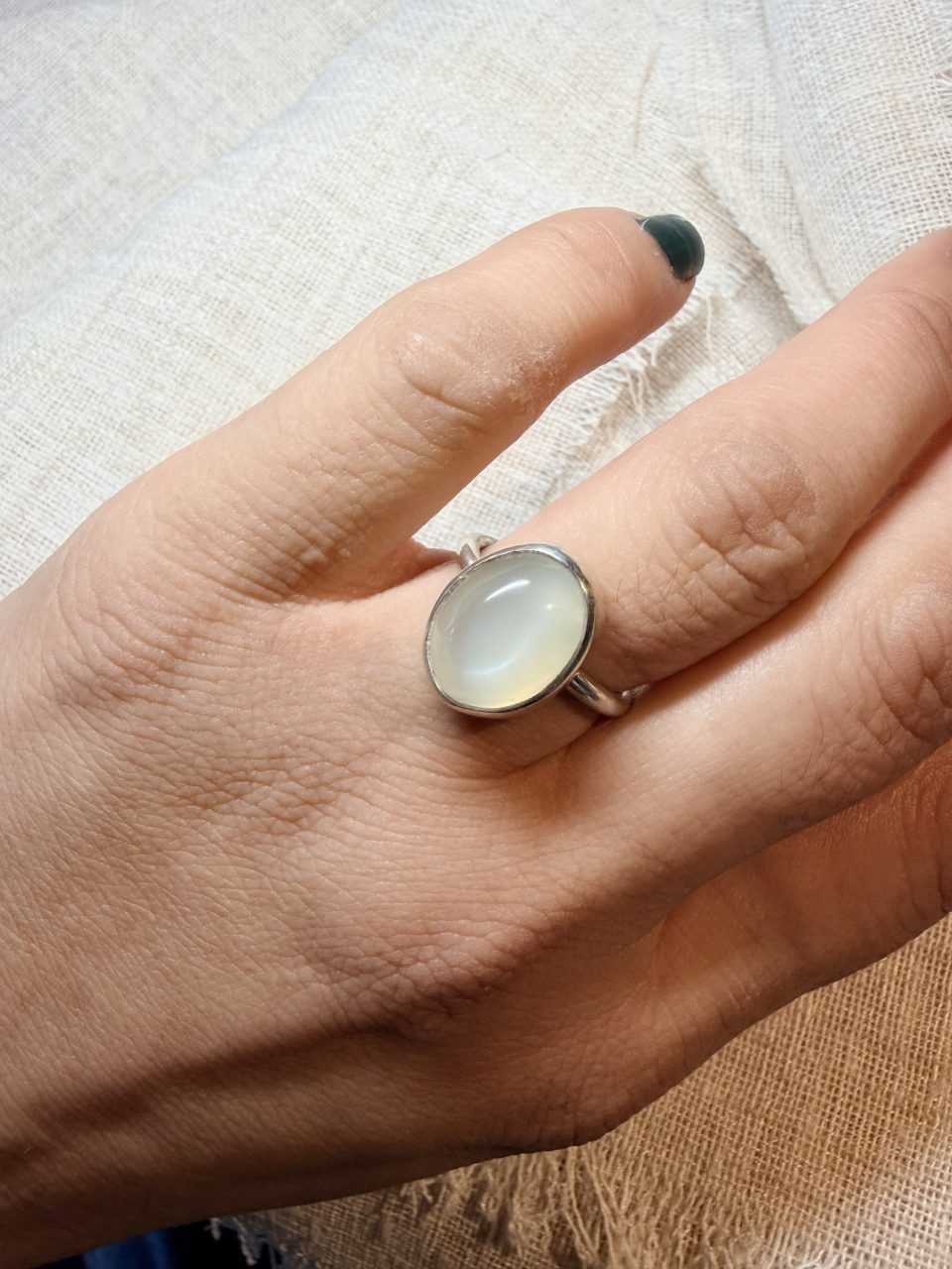 Anillo con adularía talla 11