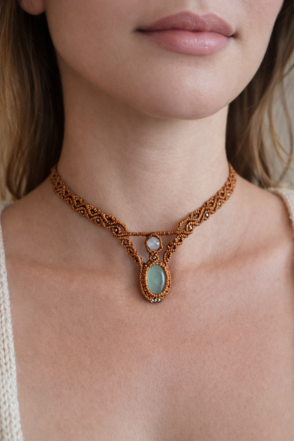 Gargantilla de macramé con Crisoprasa