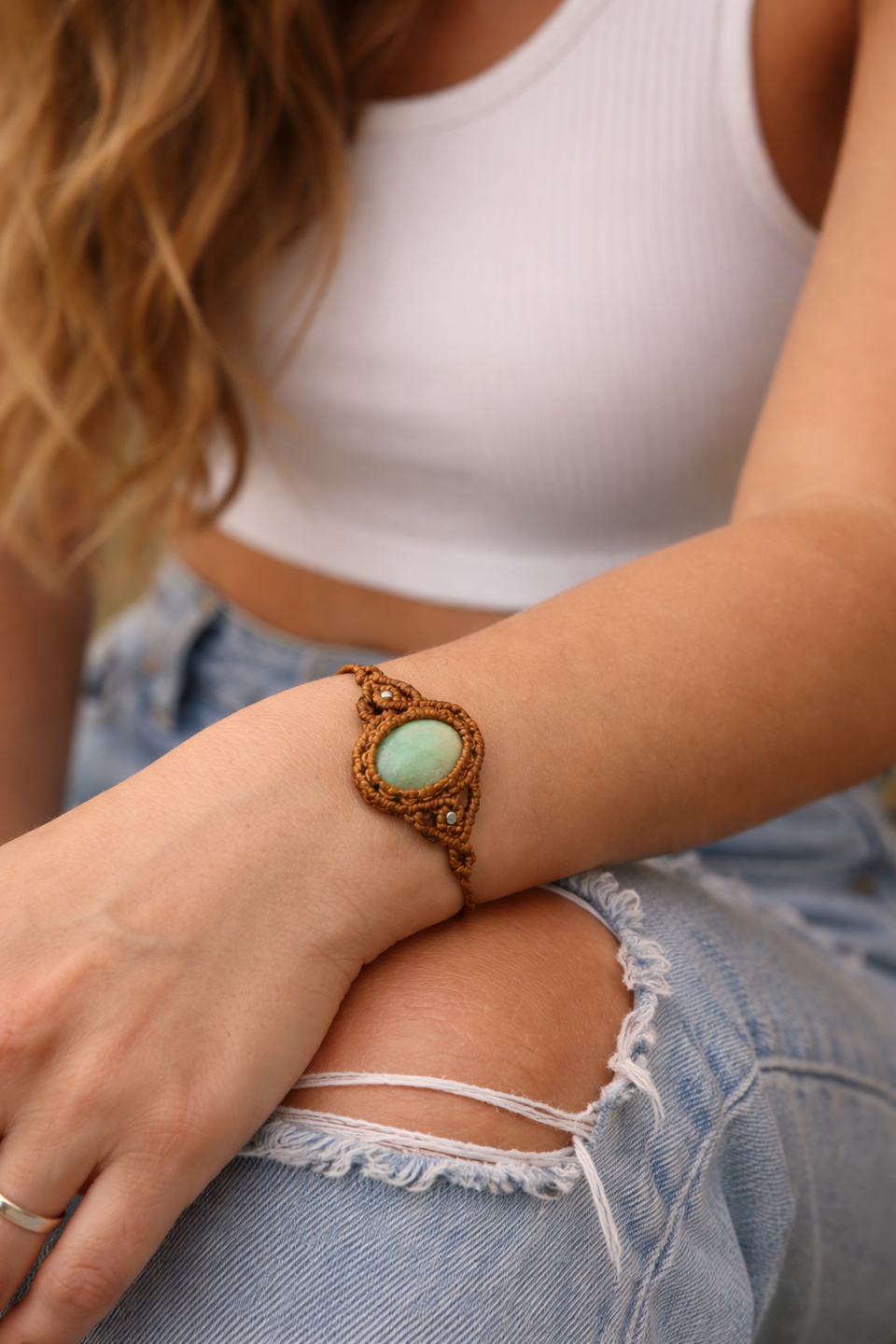 Pulsera Halley de macramé con crisoprasa