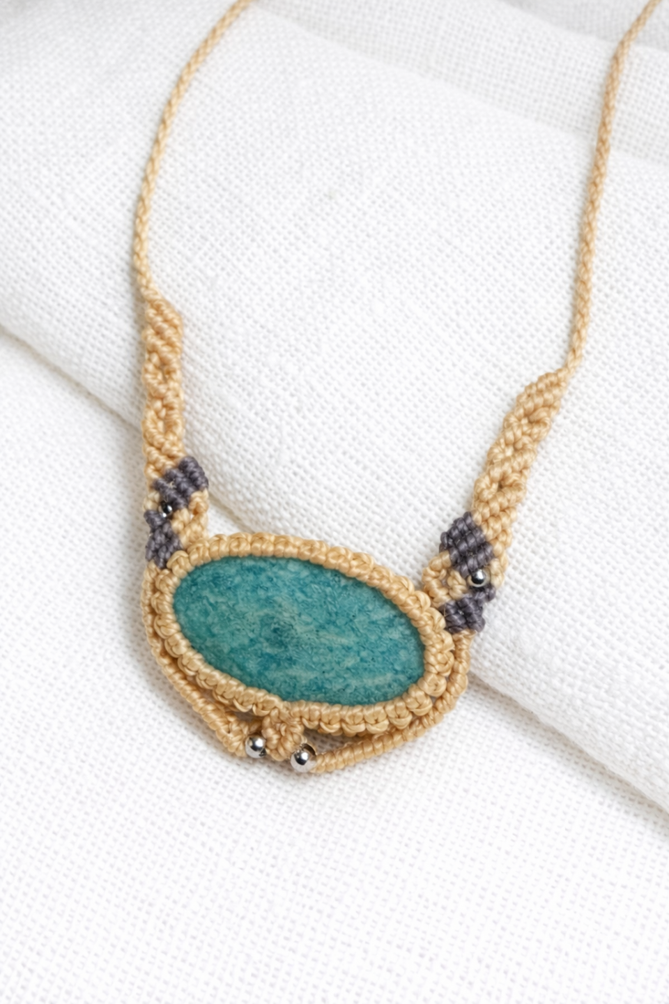 Collar de macramé Pausa con Amazonita